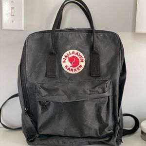 Fjallraven Classic Kanken Backpack